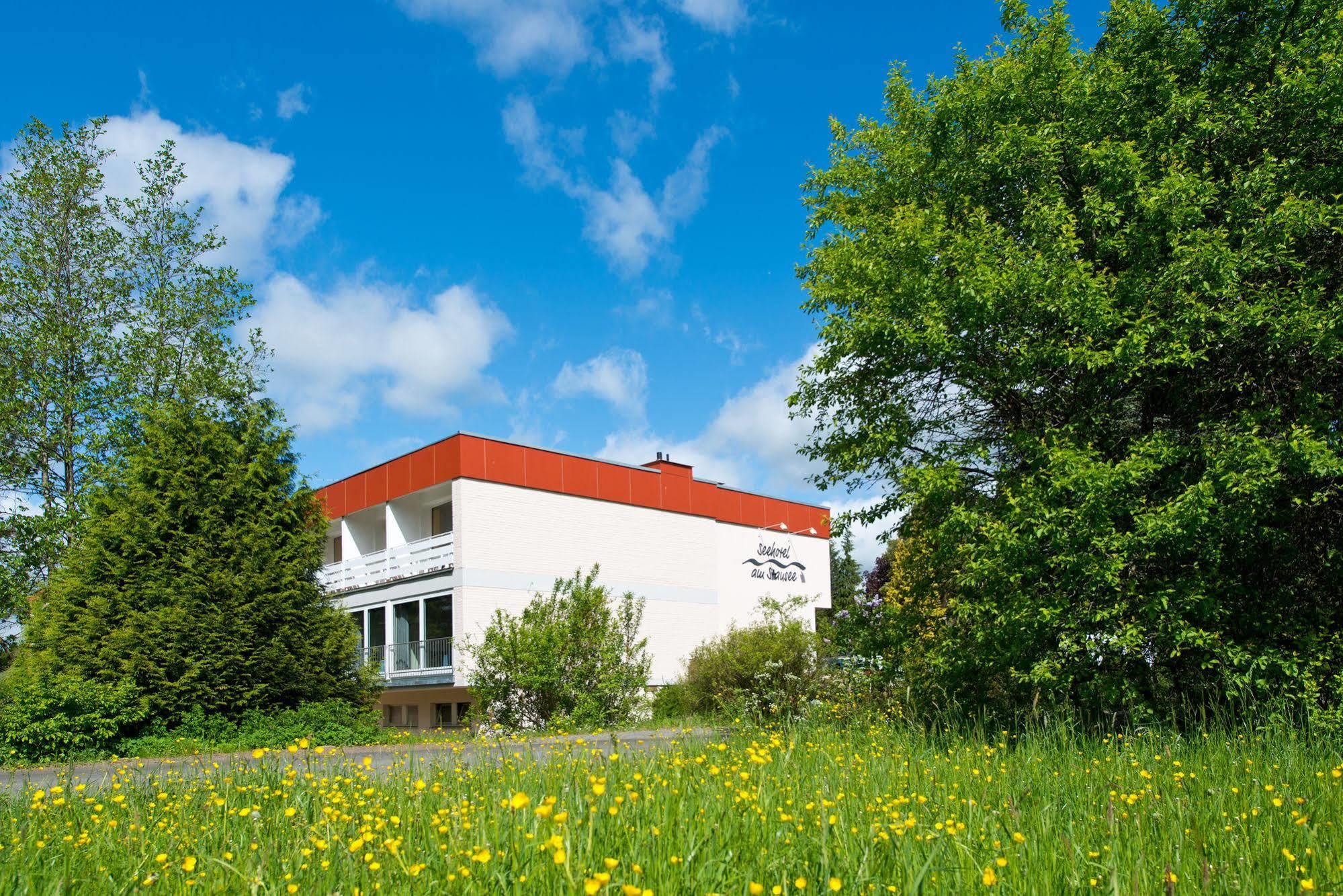 Seehotel Am Stausee 4 Sterne Superior Герольштайн Экстерьер фото
