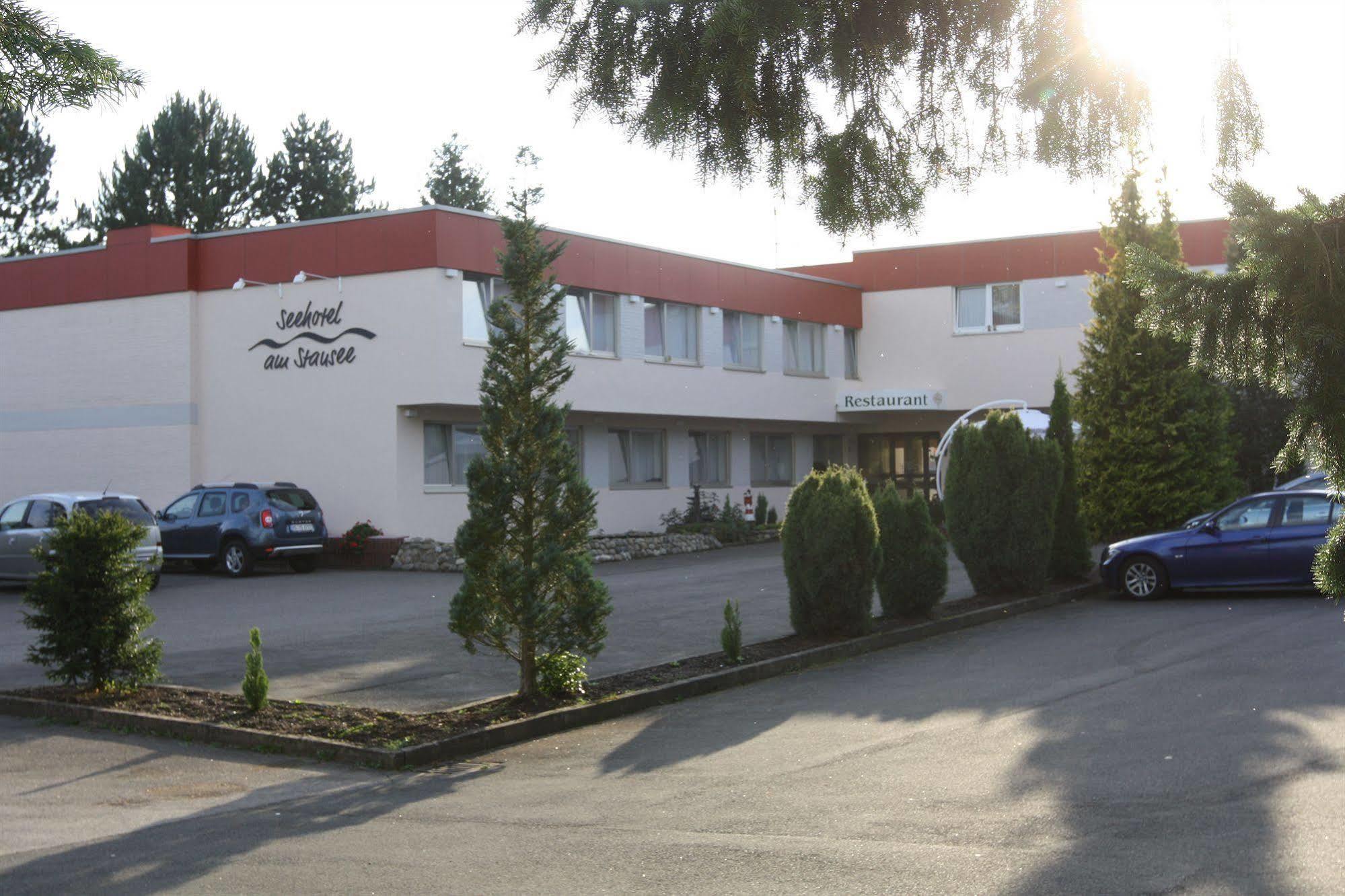 Seehotel Am Stausee 4 Sterne Superior Герольштайн Экстерьер фото
