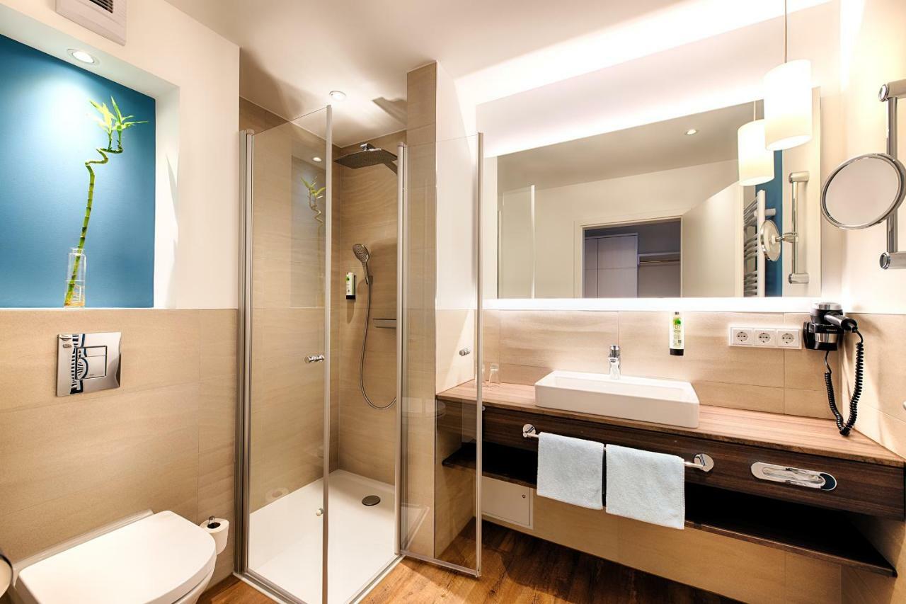 Seehotel Am Stausee 4 Sterne Superior Герольштайн Экстерьер фото